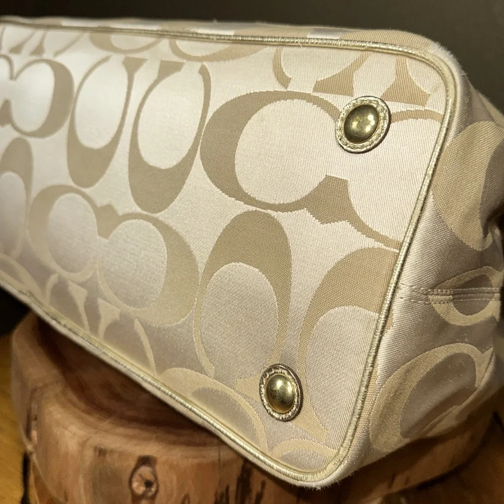 *RARE* COACH Poppy Kisslock Metallic Gold Tote